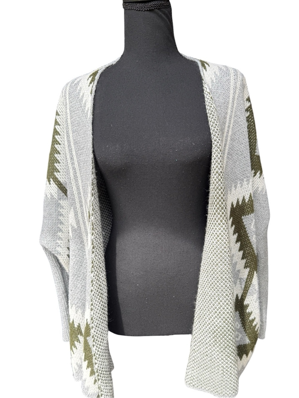 Open-Front Knit Cardigan Sweater in Gray and Olive Size Medium